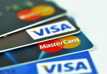 Cartão de crédito tem seguro viagem