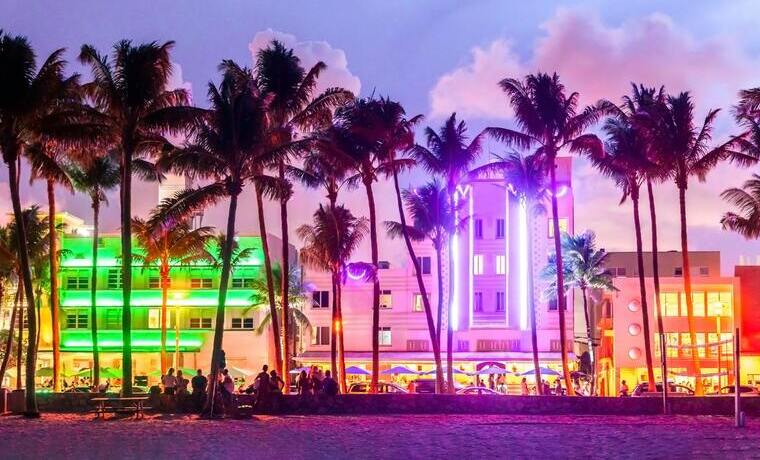 Hotéis e restaurantes em Ocean Drive, Miami Beach