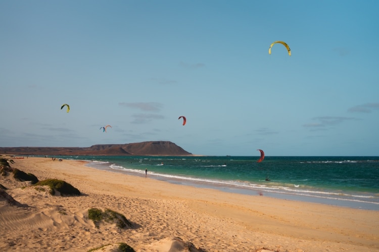 Seguro viagem Cabo verde é importante para praticar kitesurfer