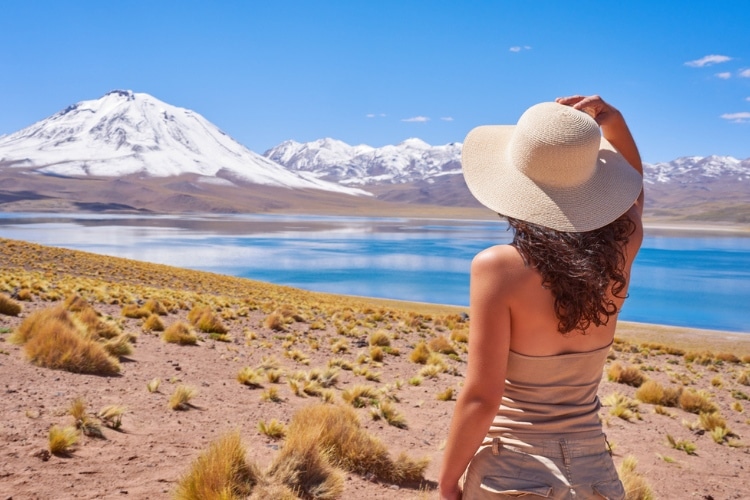 Viajante no Deserto do Atacama, Chile