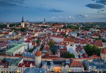 Vista aérea de Tallin, na Estônia