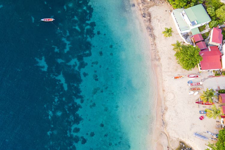 Vista aérea da ilha de Martinica