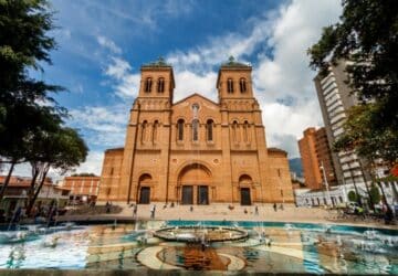 Catedral de Medelín, Colômbia.