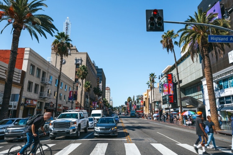 Turistas nas ruas de Los Angeles, EUA