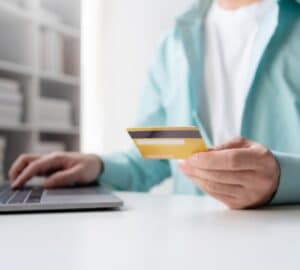 Seguro viagem cartão de crédito tem algumas limitações.